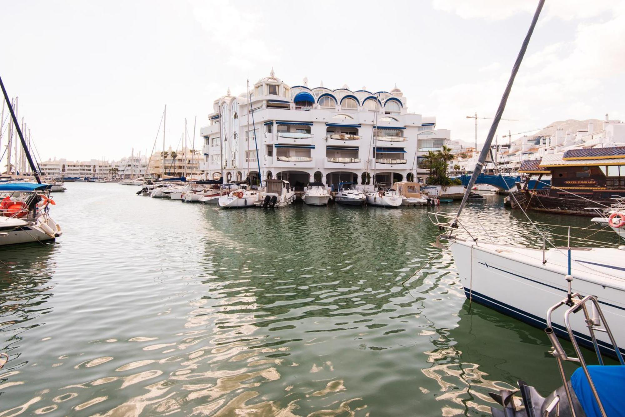 Apartmento En La Pequena Venecia, Puerto Marina Benalmádena Exteriér fotografie